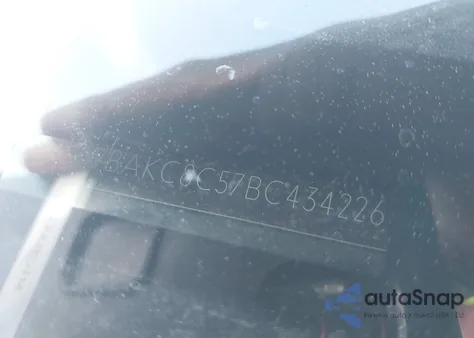 2011 BMW 750Li xDrive z USA, uszkodzony, nr VIN WBAKC8C57BC434226